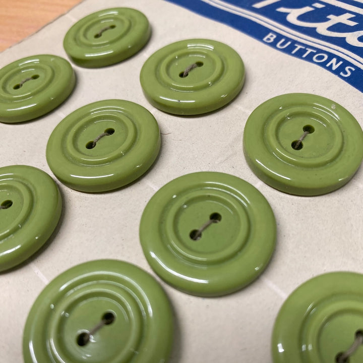 Titan Green 22mm Buttons on Card